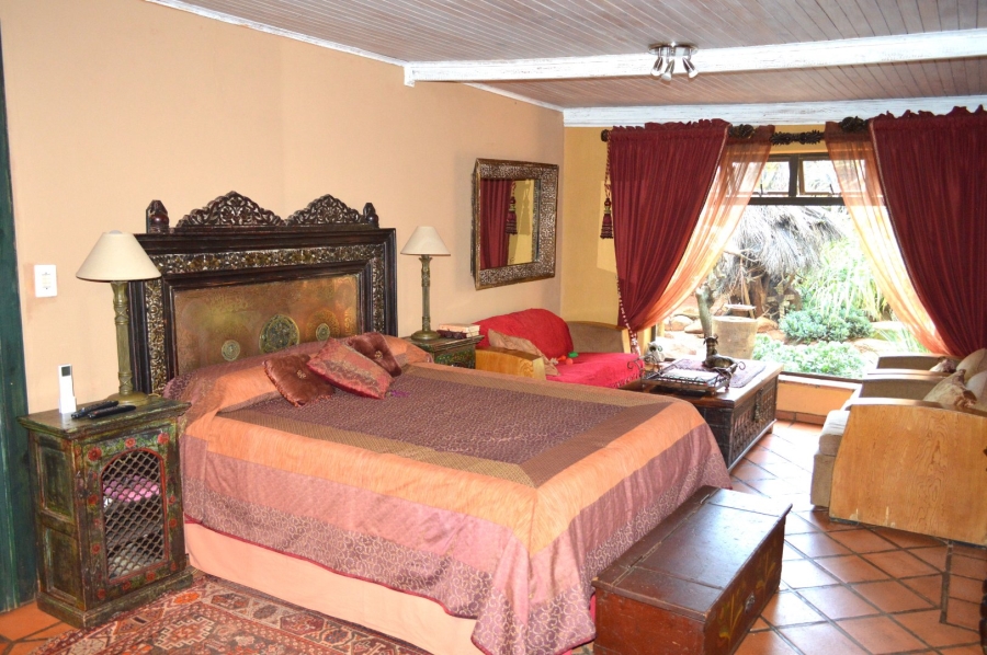 4 Bedroom Property for Sale in Wilkoppies North West